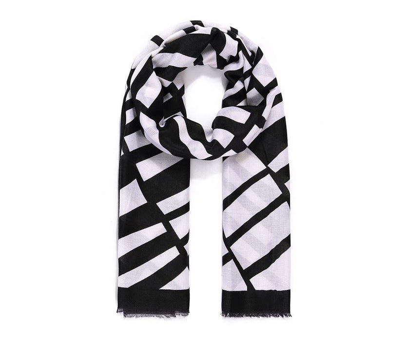 Monochrome Graphic Scarf