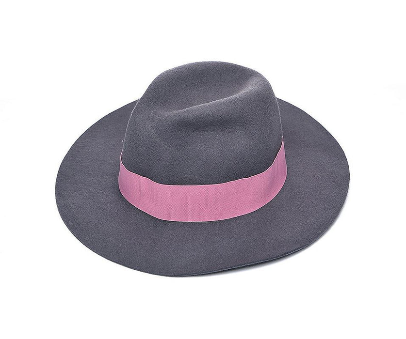 Grey felt hat with ribbon